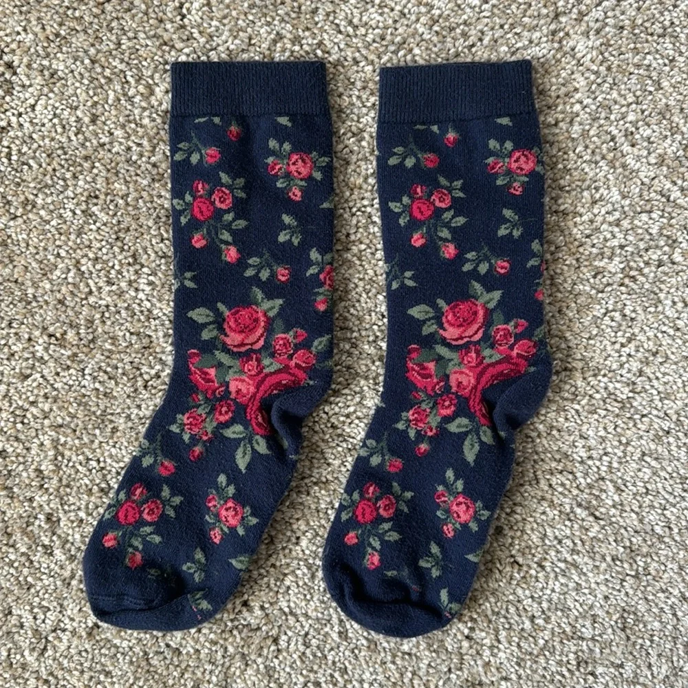 Patterned Crew Socks (5) - Picture 6 of 12